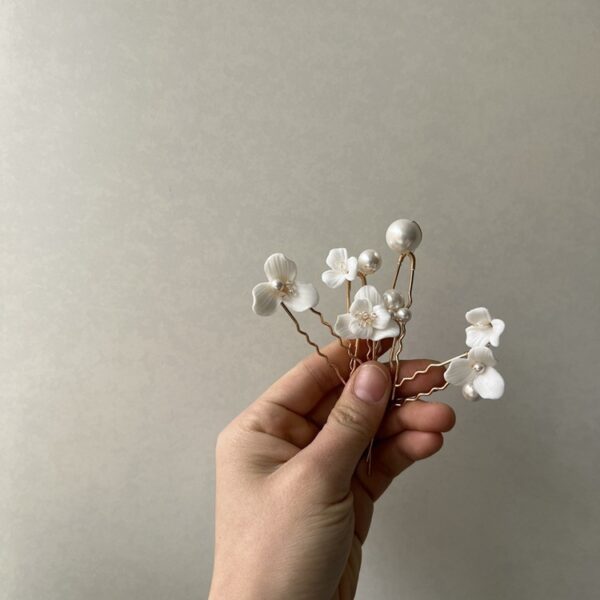 Ceramic Flower Pearl Embellished Bridal Hairpin Hair Plug Simple Hair Accessories - Image 5